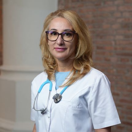 Dr. Elena Maescu