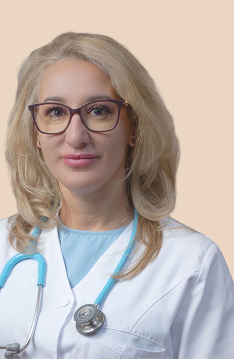 Elena Maescu is arts op de spoedeisende hulp en ambulance. Ze is daarnaast gespecialiseerd tot huisarts en voor SeeMe-nopause zet ze haar kennis en ervaring in voor het welzijn van vrouwen in de overgang.